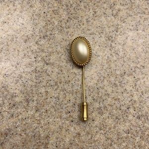 Beautiful Vintage brooch